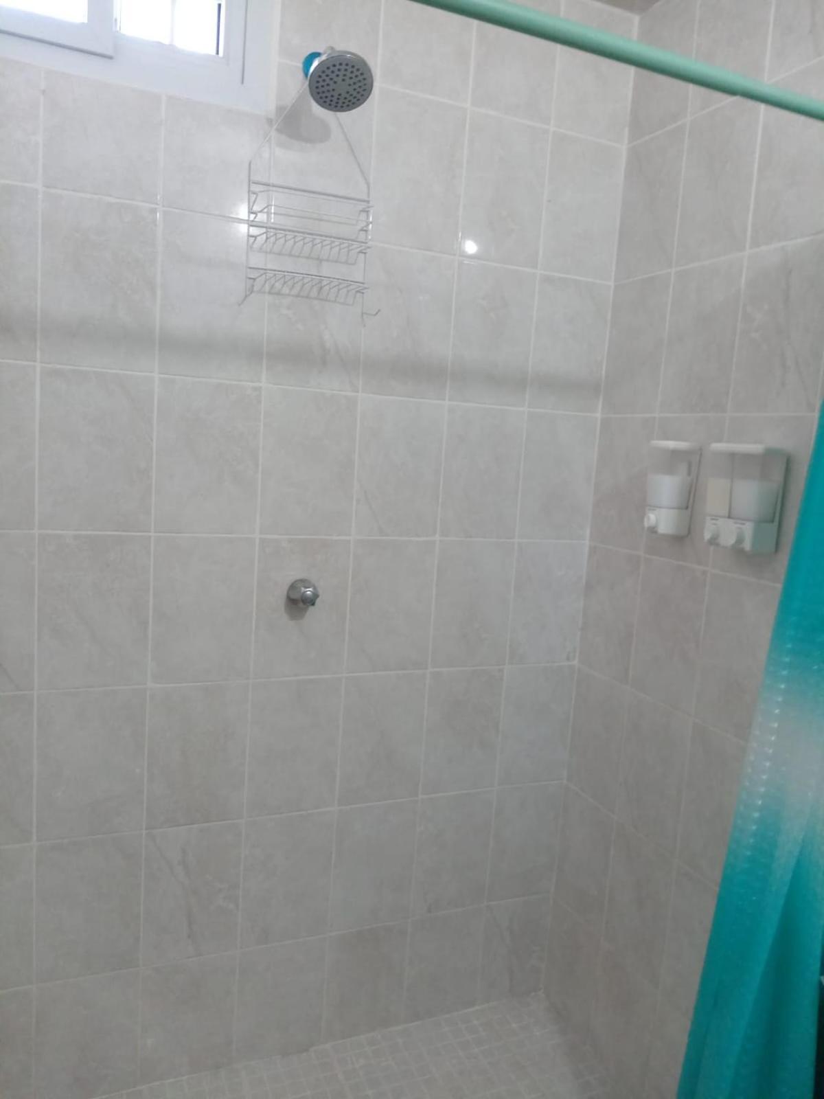 Habitacion Privada A 8 Minutos Del Aeropuerto Tocumen Apartment Tapia Numero Dos Exterior photo